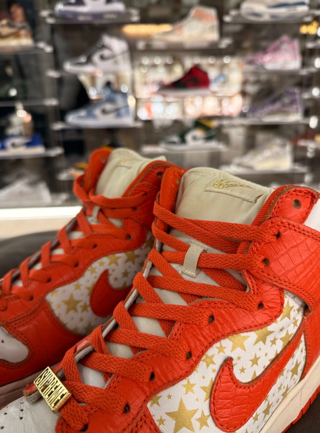 Nike Dunk High Pro SB Supreme Orange Stars - Sneakers Usate | ResellZone