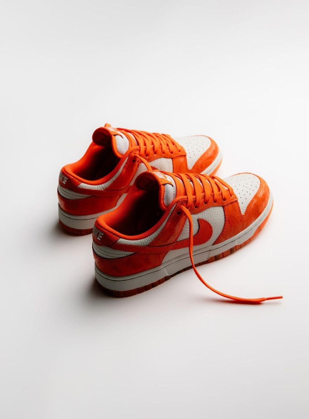 Nike Dunk Low Cracked Orange - FN7773-001 | ResellZone
