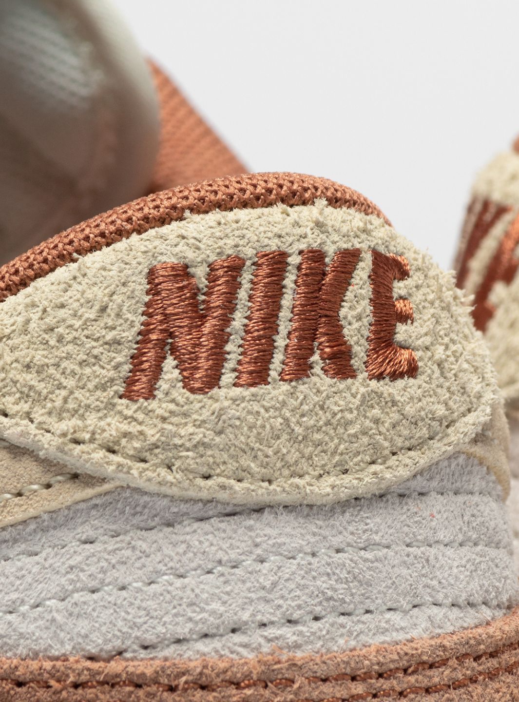 Nike Dunk Low Medium Curry - DD1390-100 | ResellZone