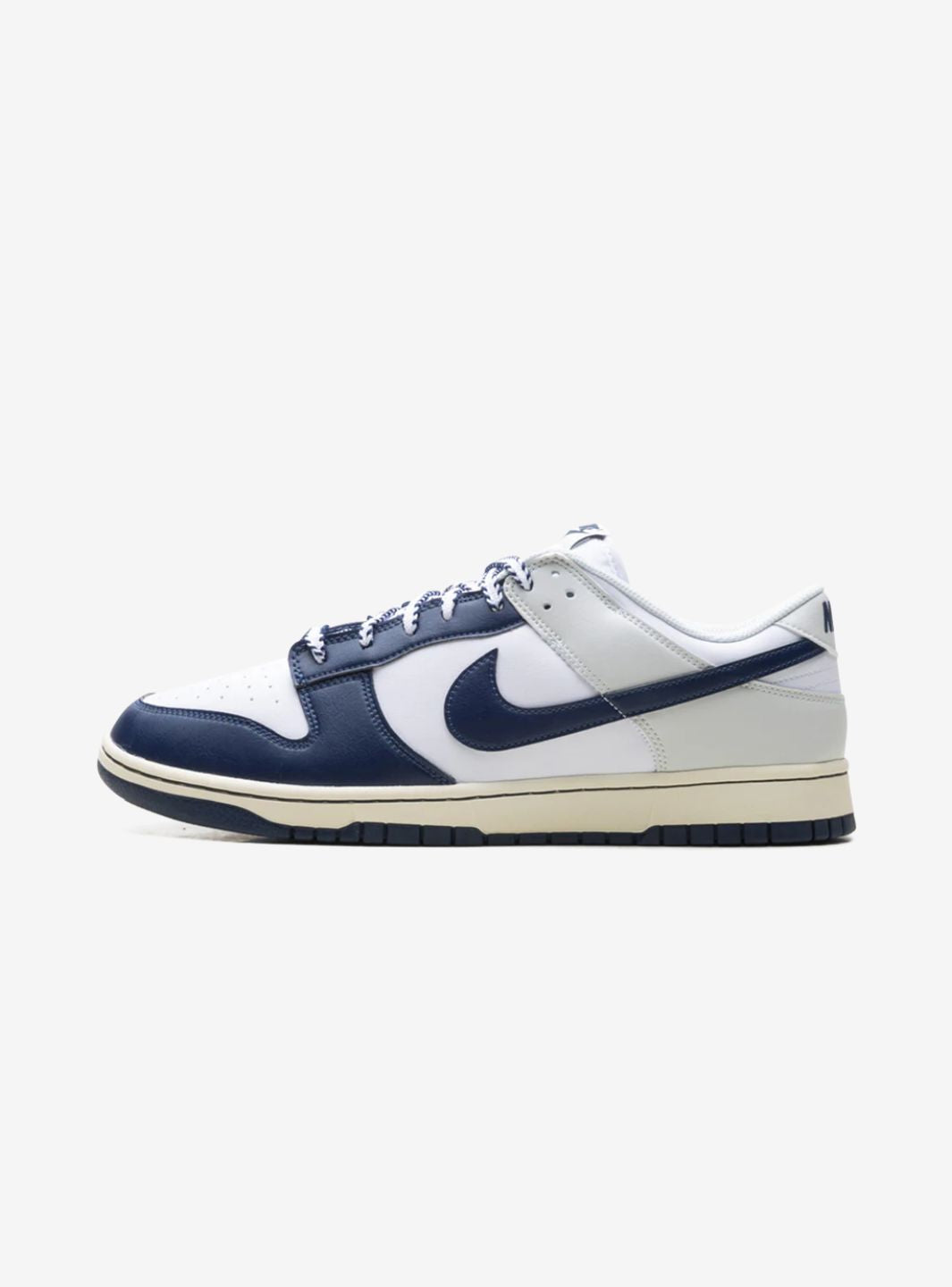 Nike Dunk Low New York Yankees - IM2222-101 | ResellZone