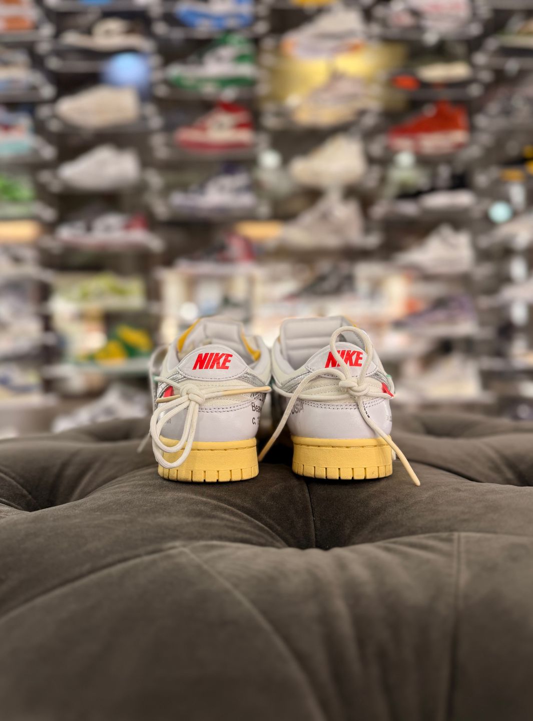 Nike Dunk Low Off-White Lot 1 - Sneakers Usate | ResellZone