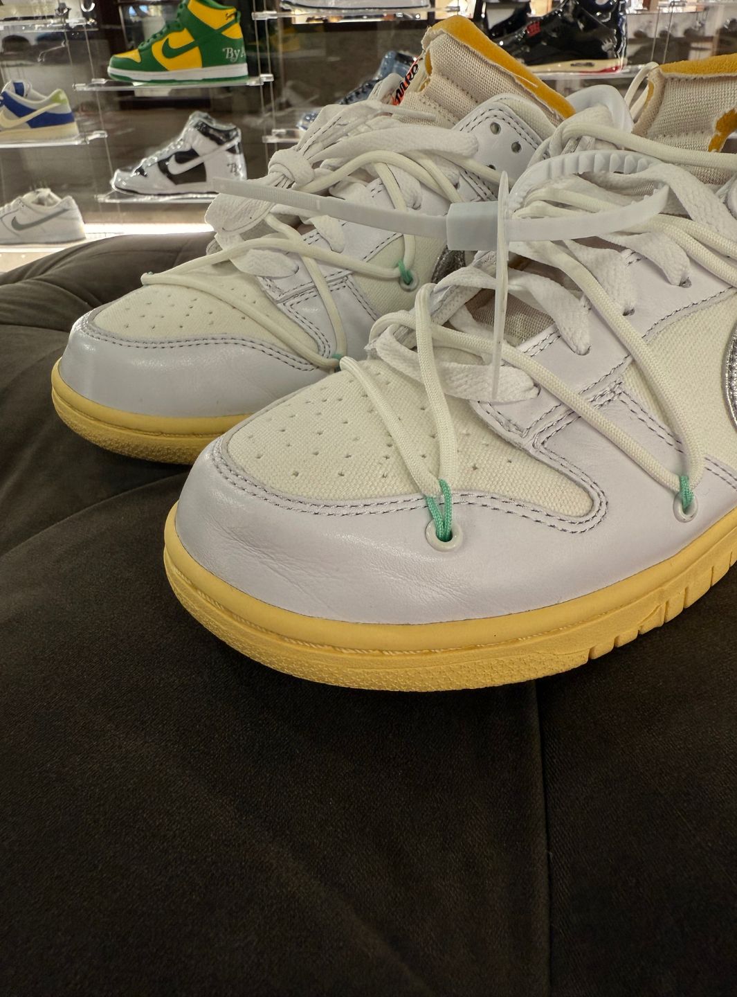 Nike Dunk Low Off-White Lot 1 - Sneakers Usate | ResellZone