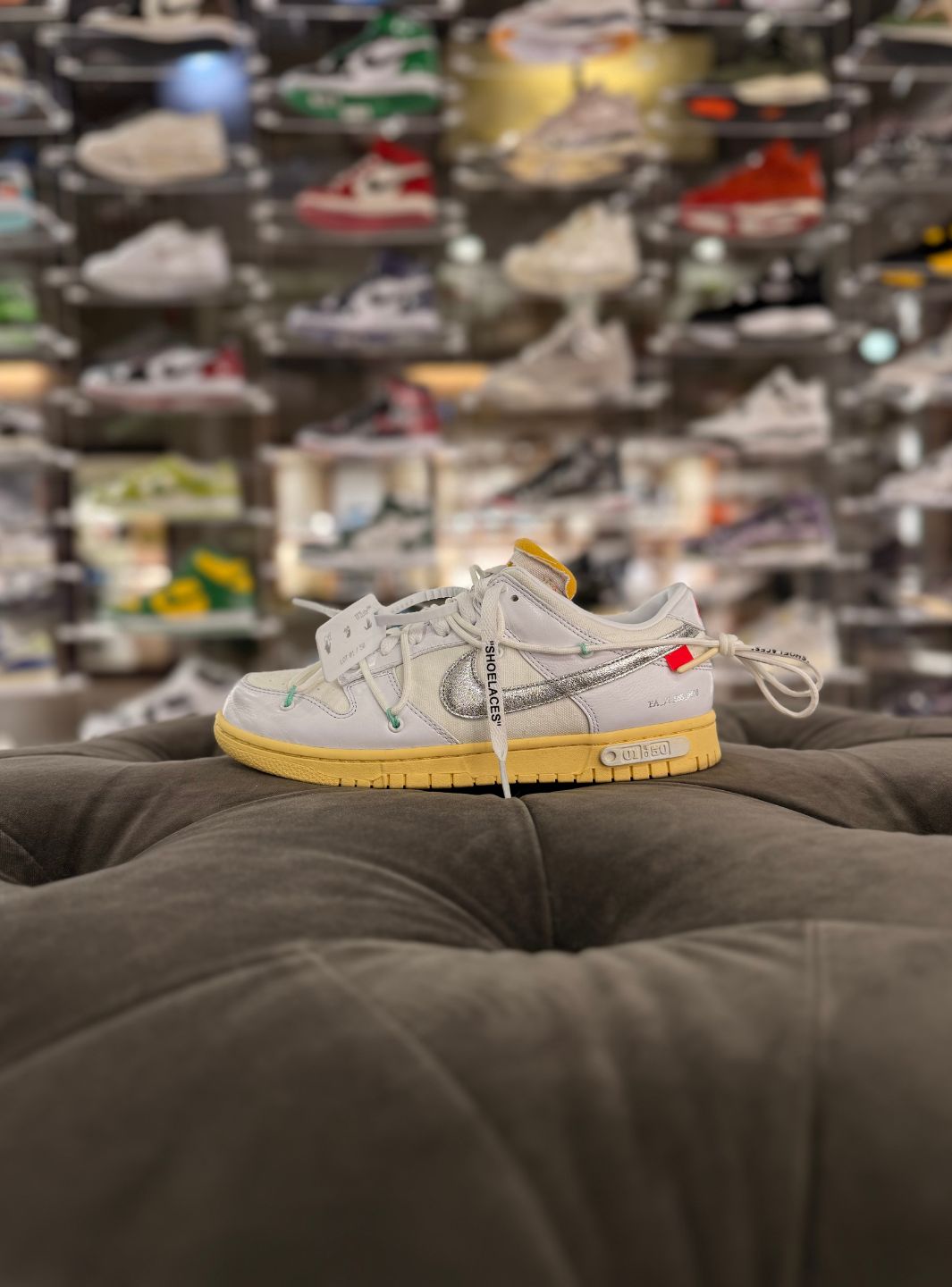 Nike Dunk Low Off-White Lot 1 - Sneakers Usate | ResellZone