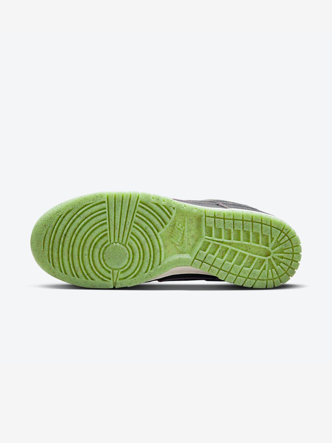 Nike Dunk Low Retro PRM Halloween (2022) - DQ7681-001 | ResellZone
