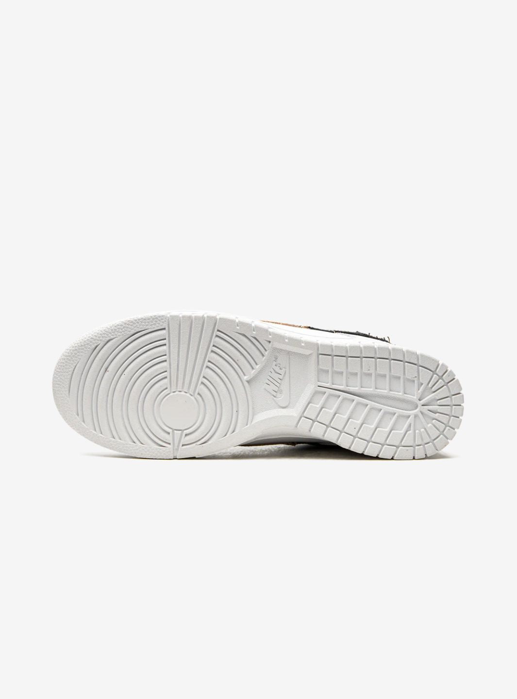 Nike Dunk Low SE Primal White - DD7099-100 | ResellZone
