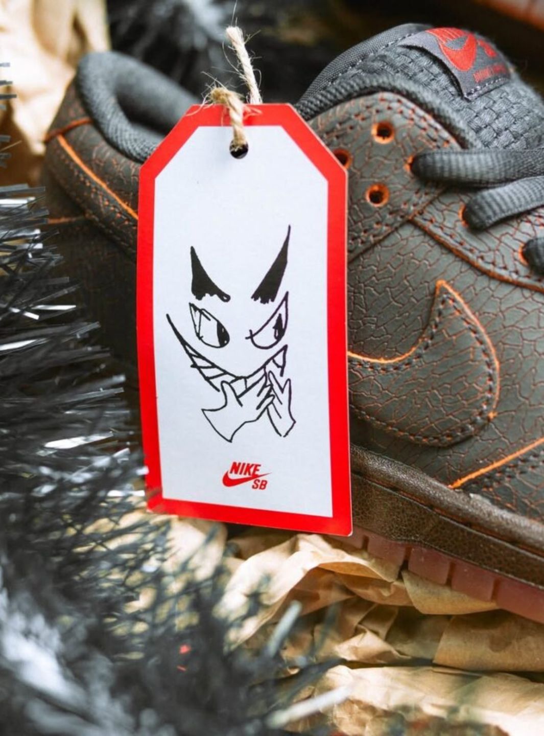 Nike Dunk SB Low Krampus - HV1668-001 | ResellZone