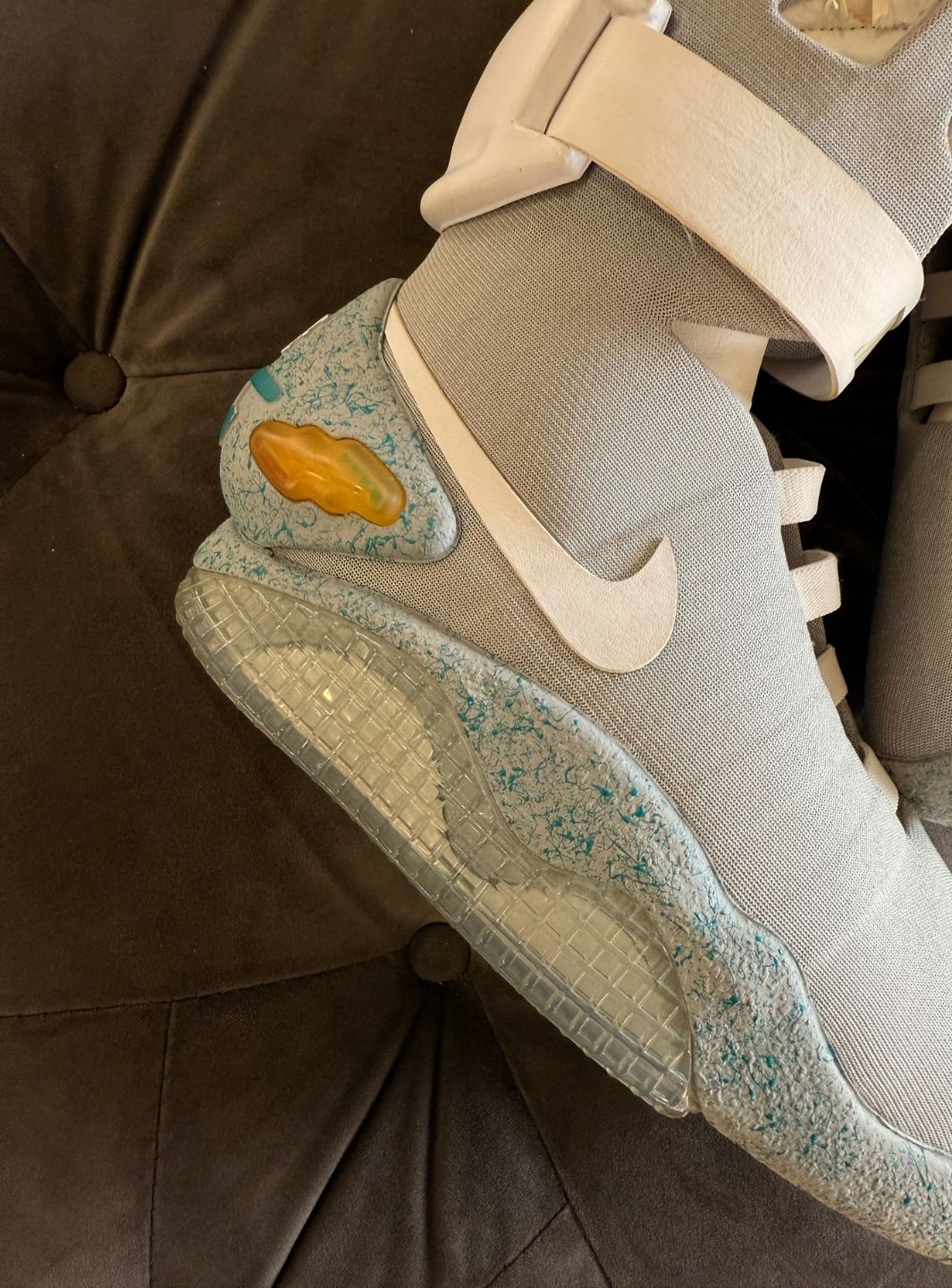 Nike MAG Back to the Future (2011) - Sneakers Usate | ResellZone
