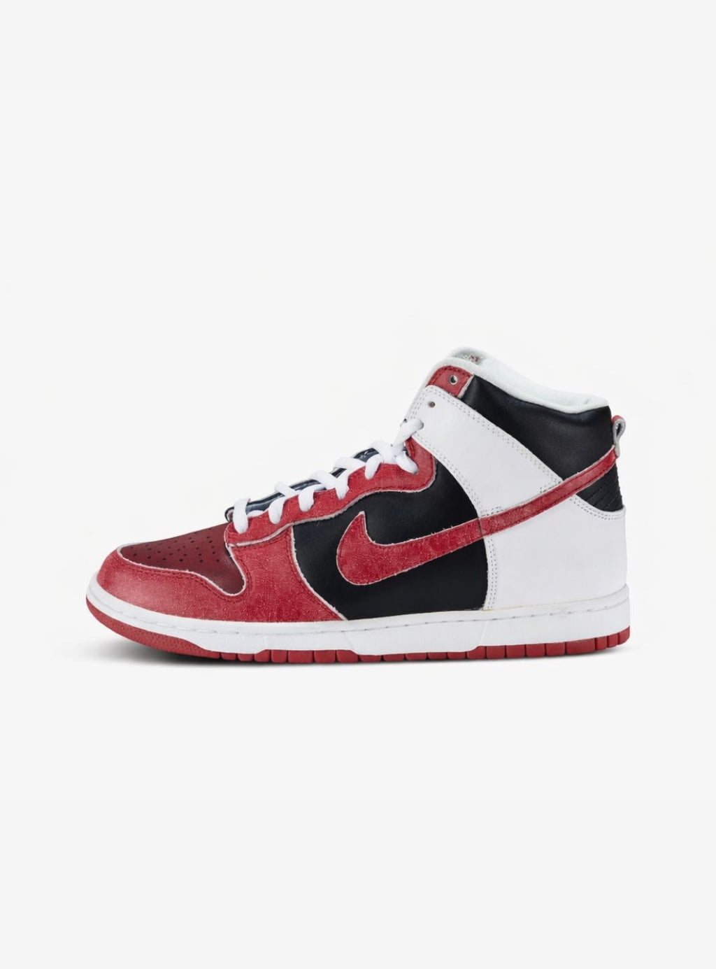 Nike SB Dunk High Jason Voorhees - 305050-062 | ResellZone