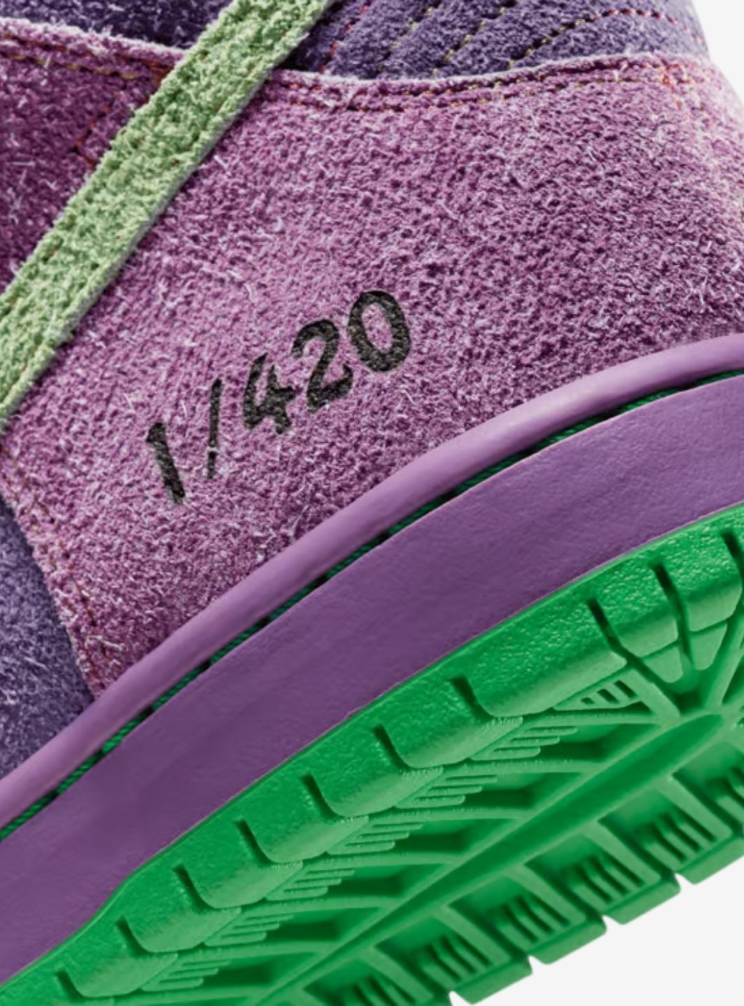 Nike SB Dunk High Reverse Skunk 420 - CW9971-500 | ResellZone