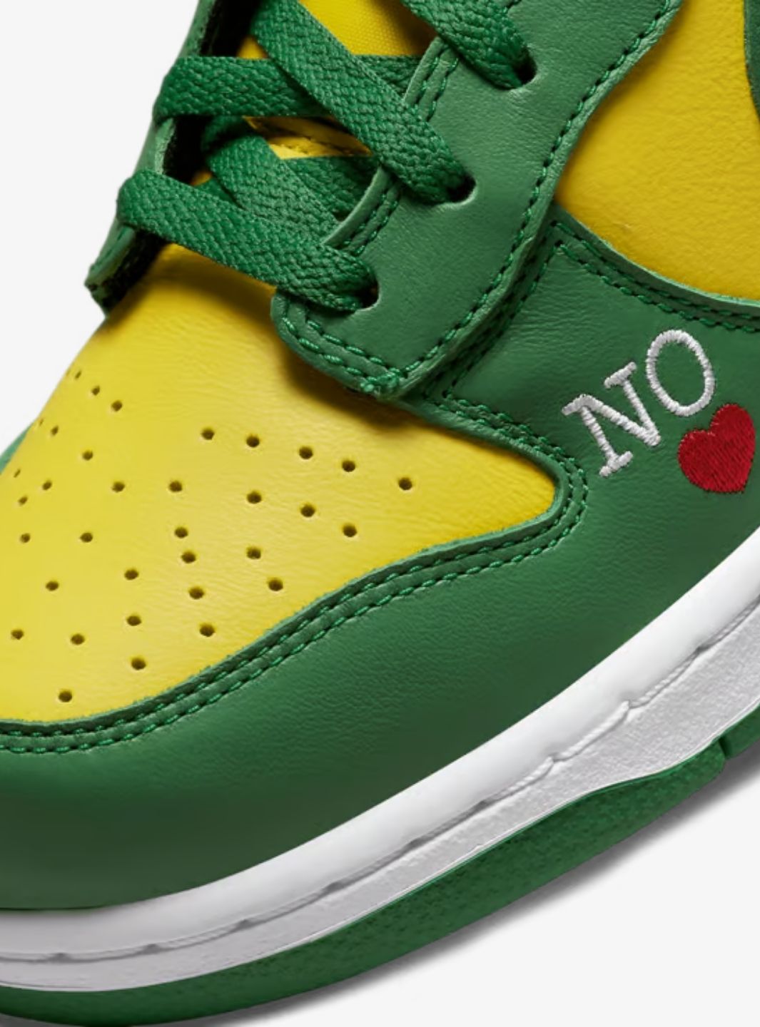 Nike SB Dunk High Supreme By Any Means Brazil - DN3741-700 | ResellZone