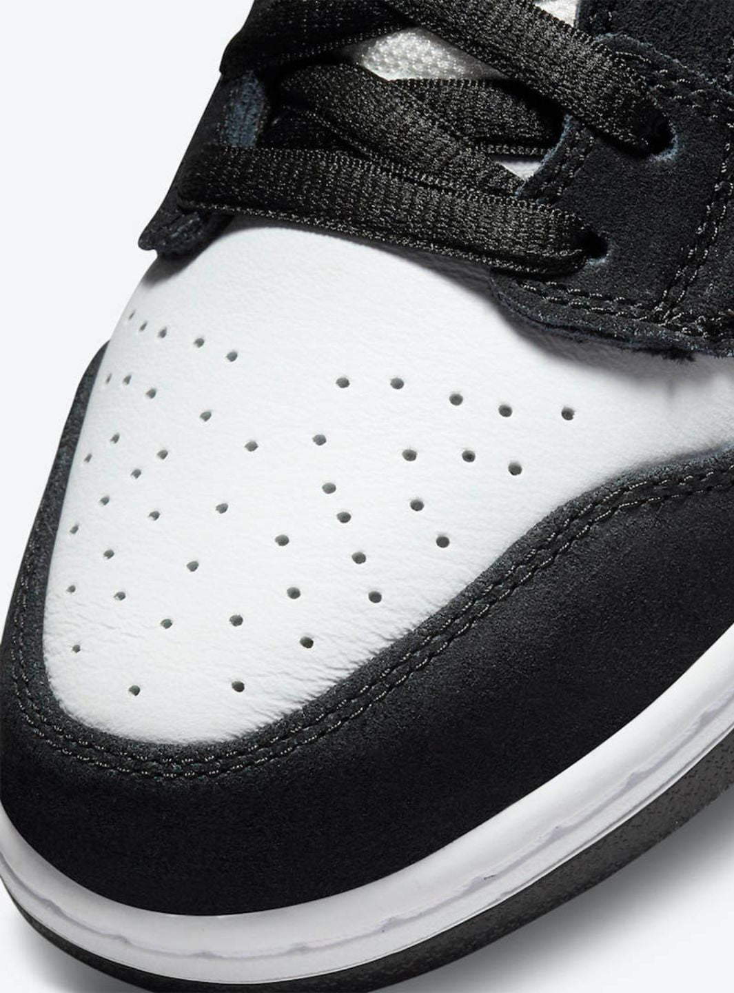 Nike SB Dunk High TV Signal - CZ2253-100 | ResellZone