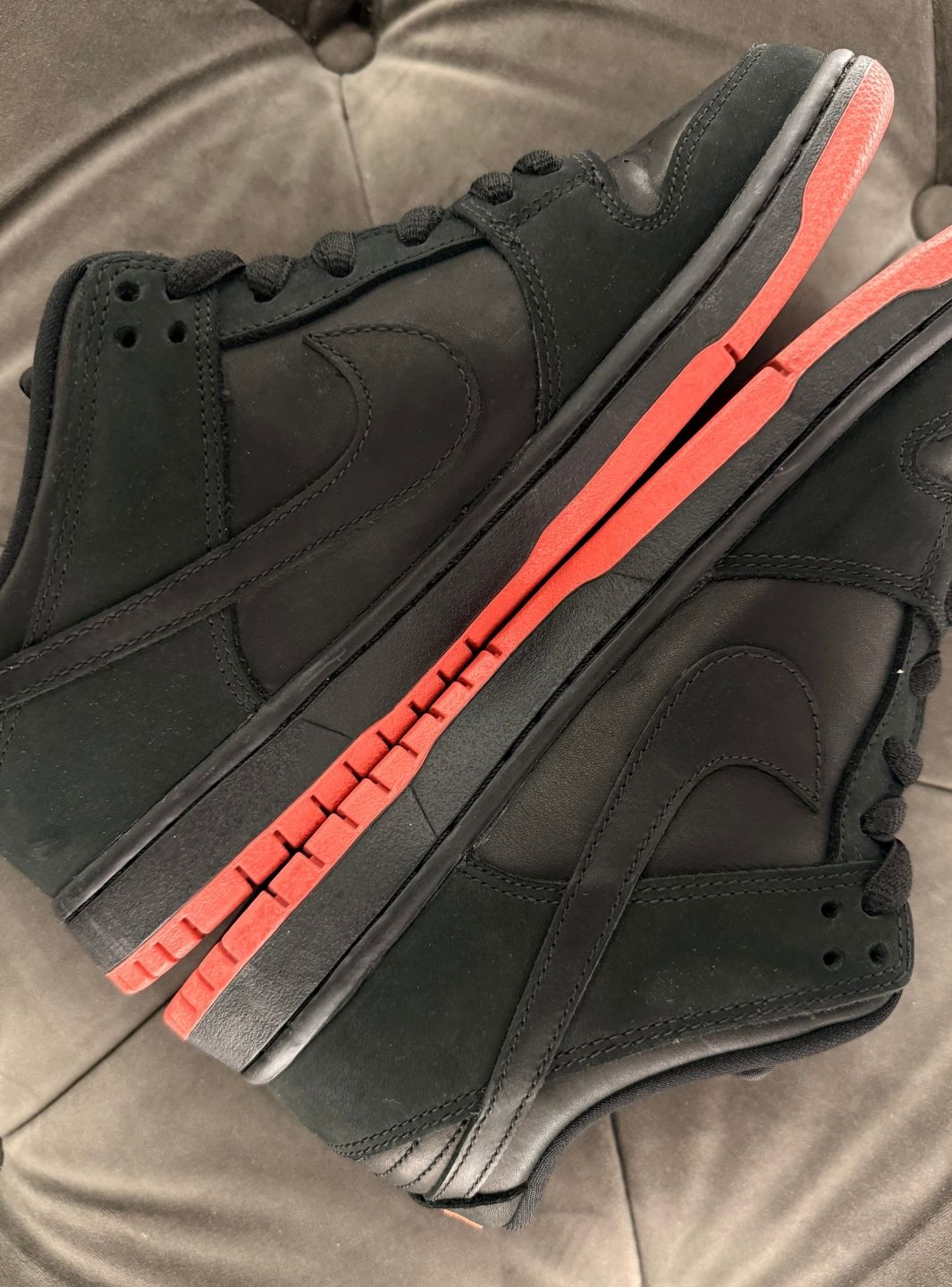 Nike SB Dunk Low Black Pigeon - Sneakers Usate | ResellZone