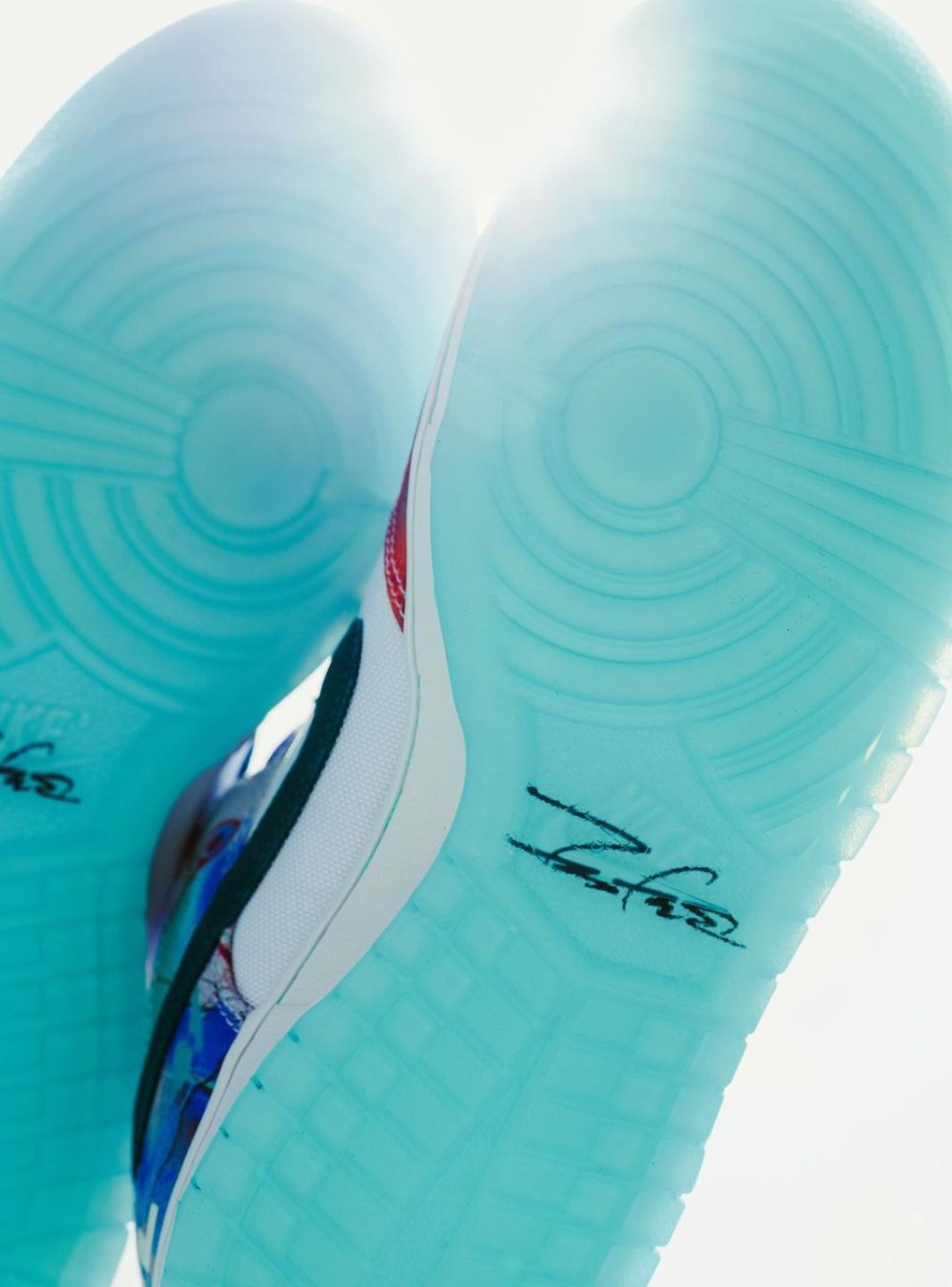 Nike SB Dunk Low Futura Laboratories Bleached Aqua -  HF6061-400 | ResellZone