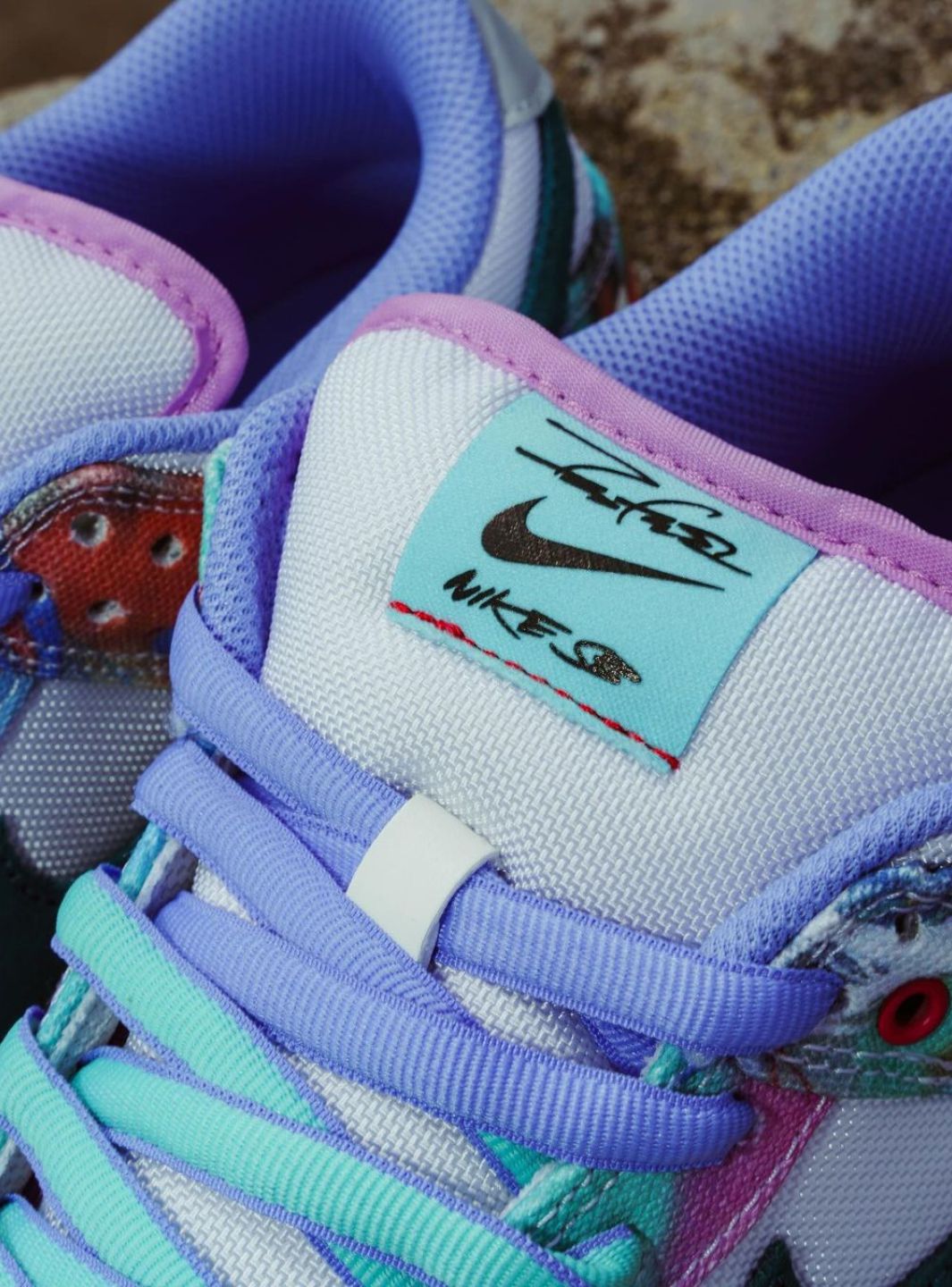 Nike SB Dunk Low Futura Laboratories Bleached Aqua -  HF6061-400 | ResellZone