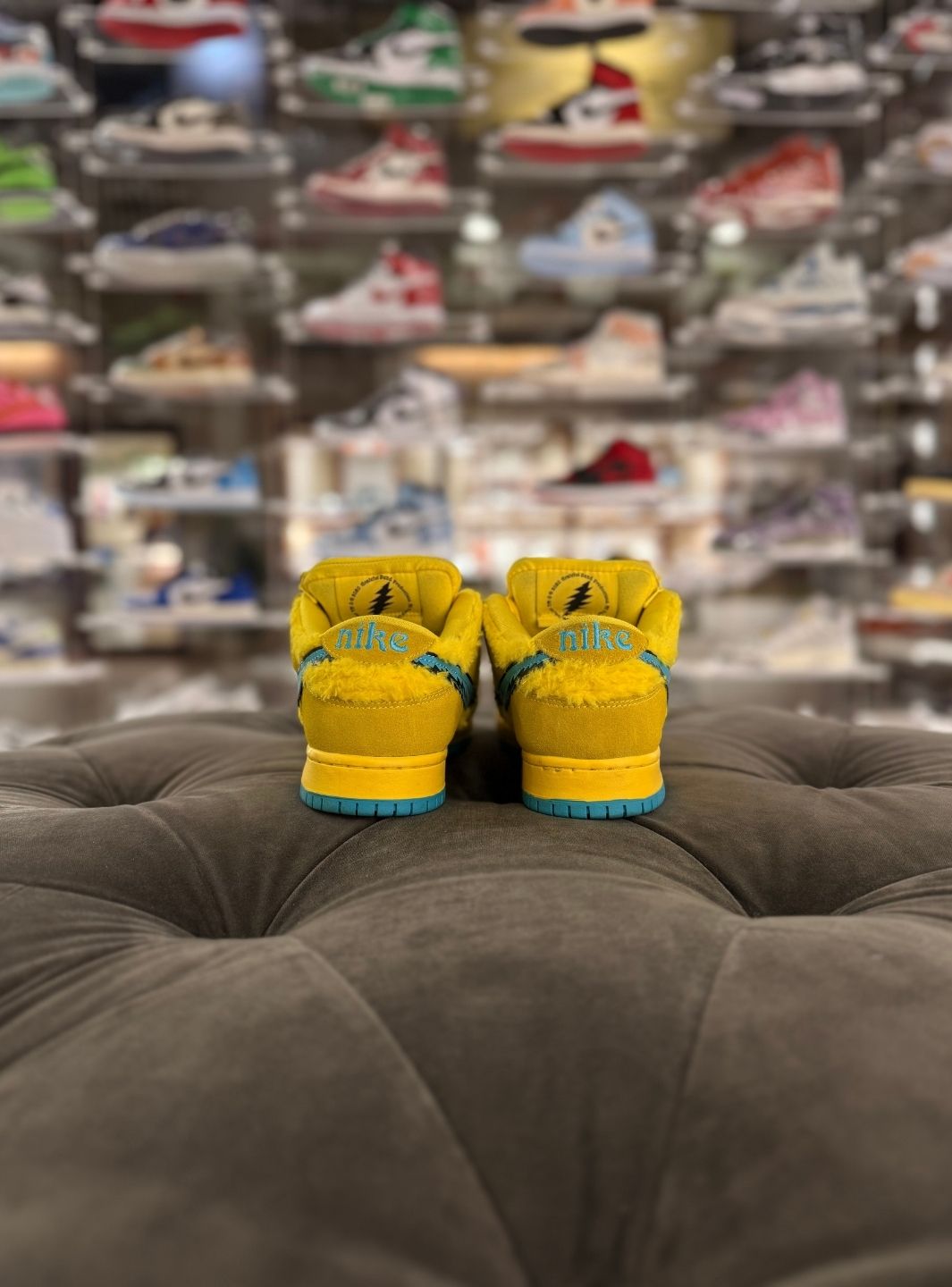 Nike SB Dunk Low Grateful Dead Bears Opti Yellow - Sneakers Usate | ResellZone