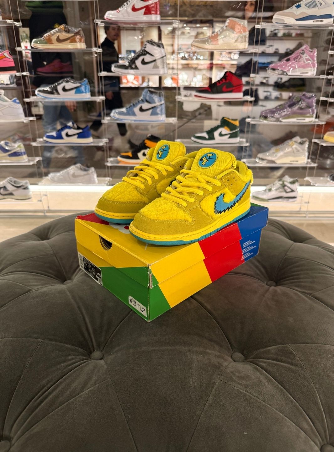Nike SB Dunk Low Grateful Dead Bears Opti Yellow - Sneakers Usate | ResellZone