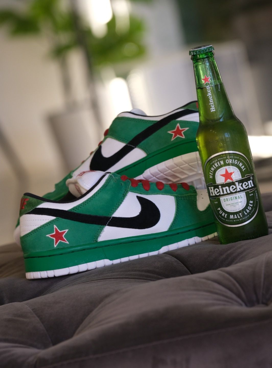 Nike SB Dunk Low Heineken - 304292-302 | ResellZone