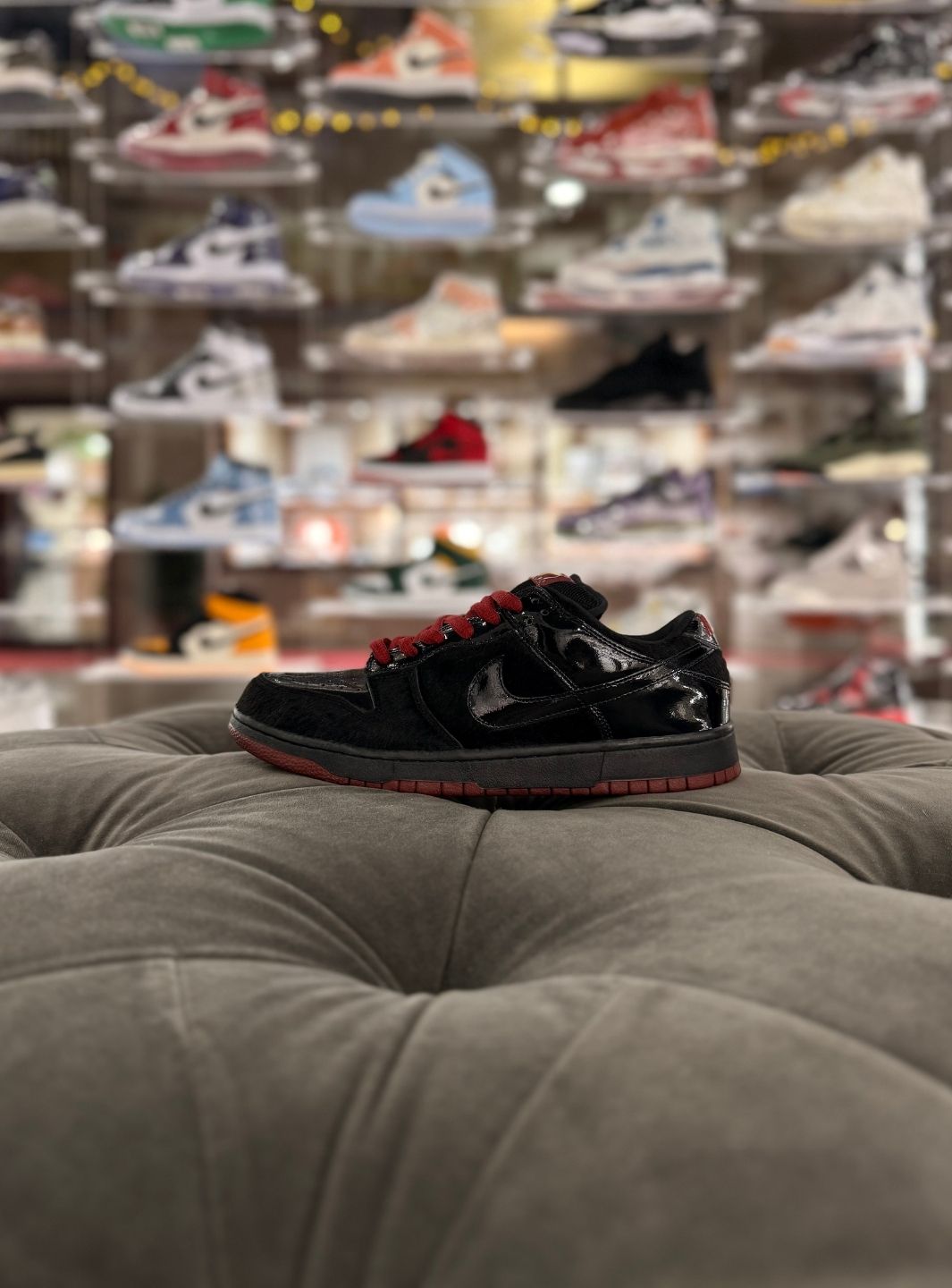Nike SB Dunk Low Mafia - Sneakers Usate | ResellZone