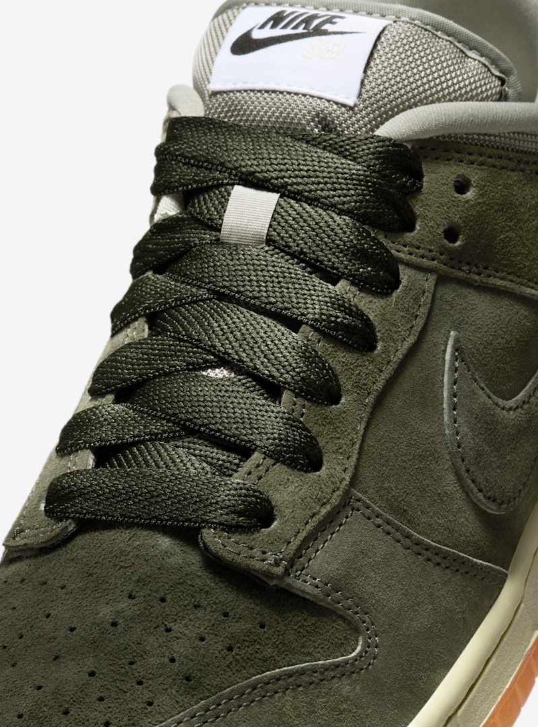 Nike SB Dunk Low Pro B Sequoia - HJ0367-301 | ResellZone