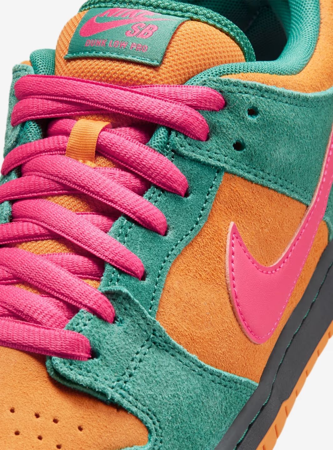 Nike SB Dunk Low Pro Green Noise Watermelon - HQ1625-301 | ResellZone