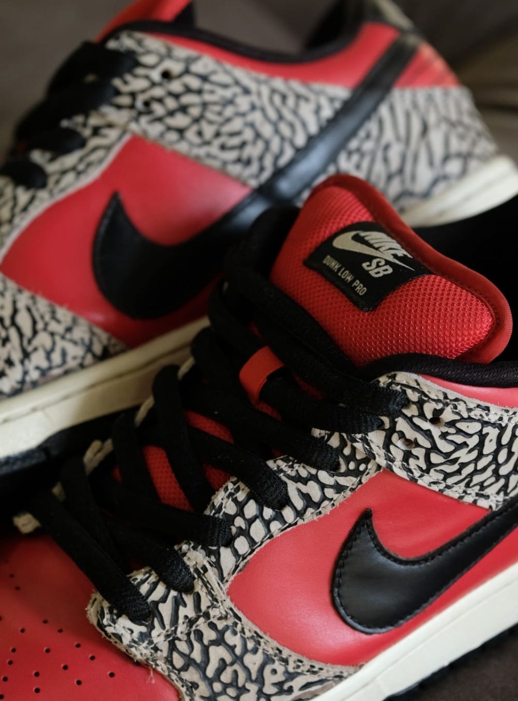 Nike SB Dunk Low Supreme Red Cement (2012) - 313170-600 | ResellZone