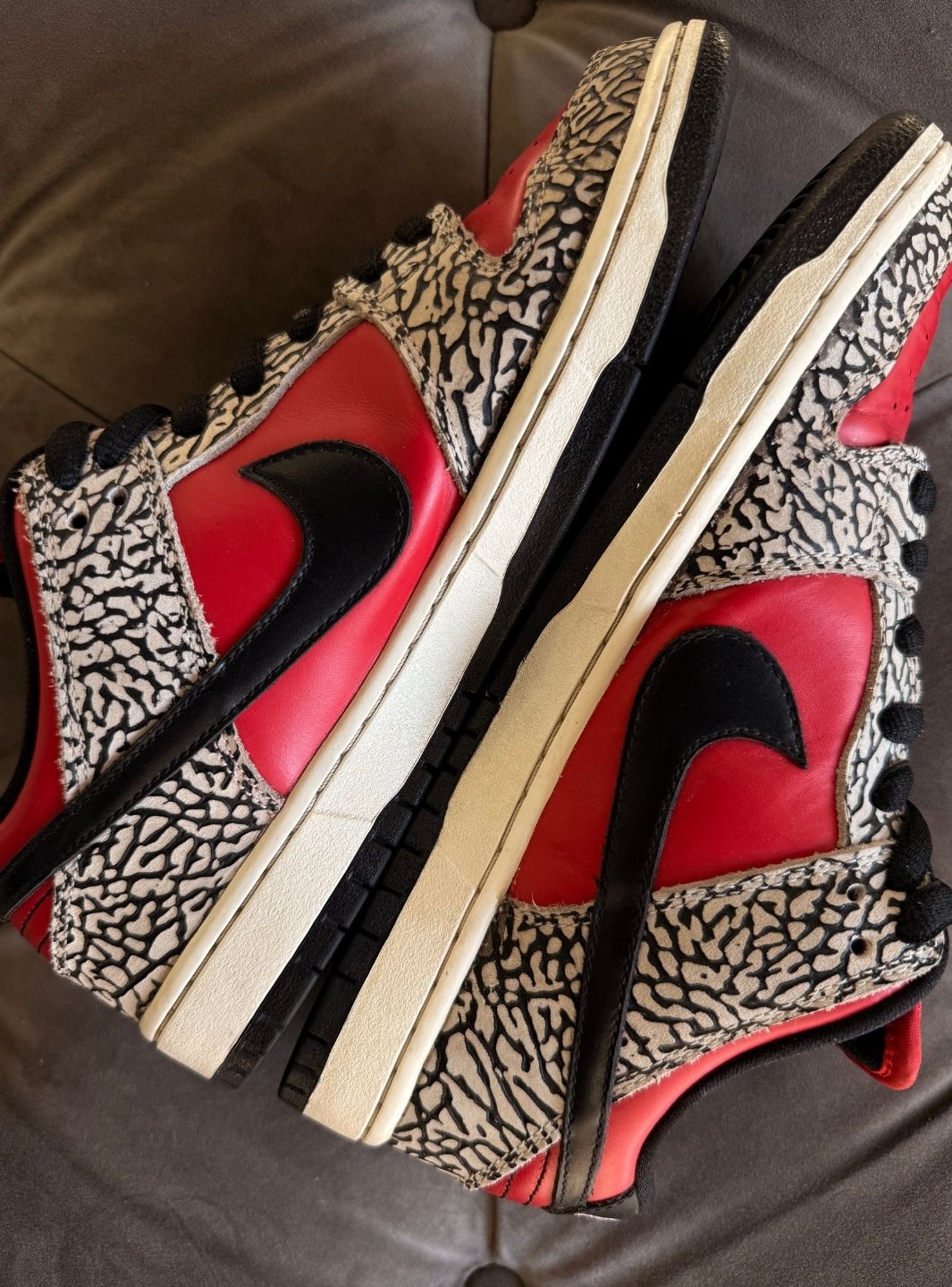 Nike SB Dunk Low Supreme Red Cement (2012) - Sneakers Usate | ResellZone
