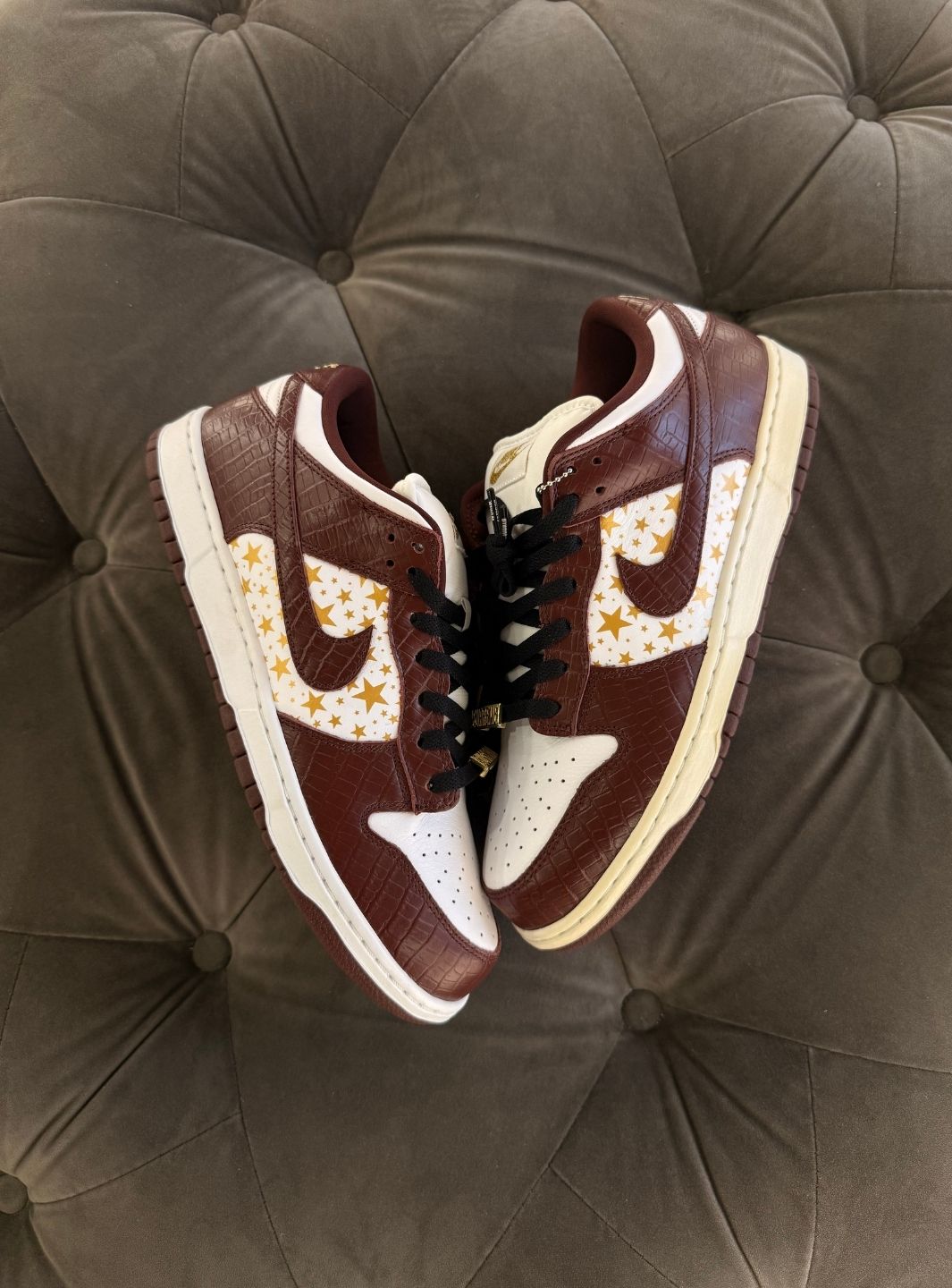 Nike SB Dunk Low Supreme Stars Barkroot Brown (2021) - Sneakers Usate | ResellZone