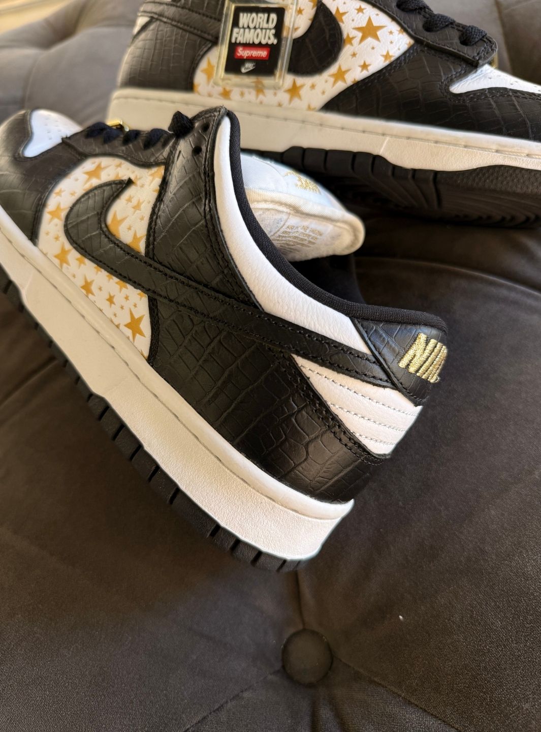 Nike SB Dunk Low Supreme Stars Black (2021) - Sneakers Usate | ResellZone