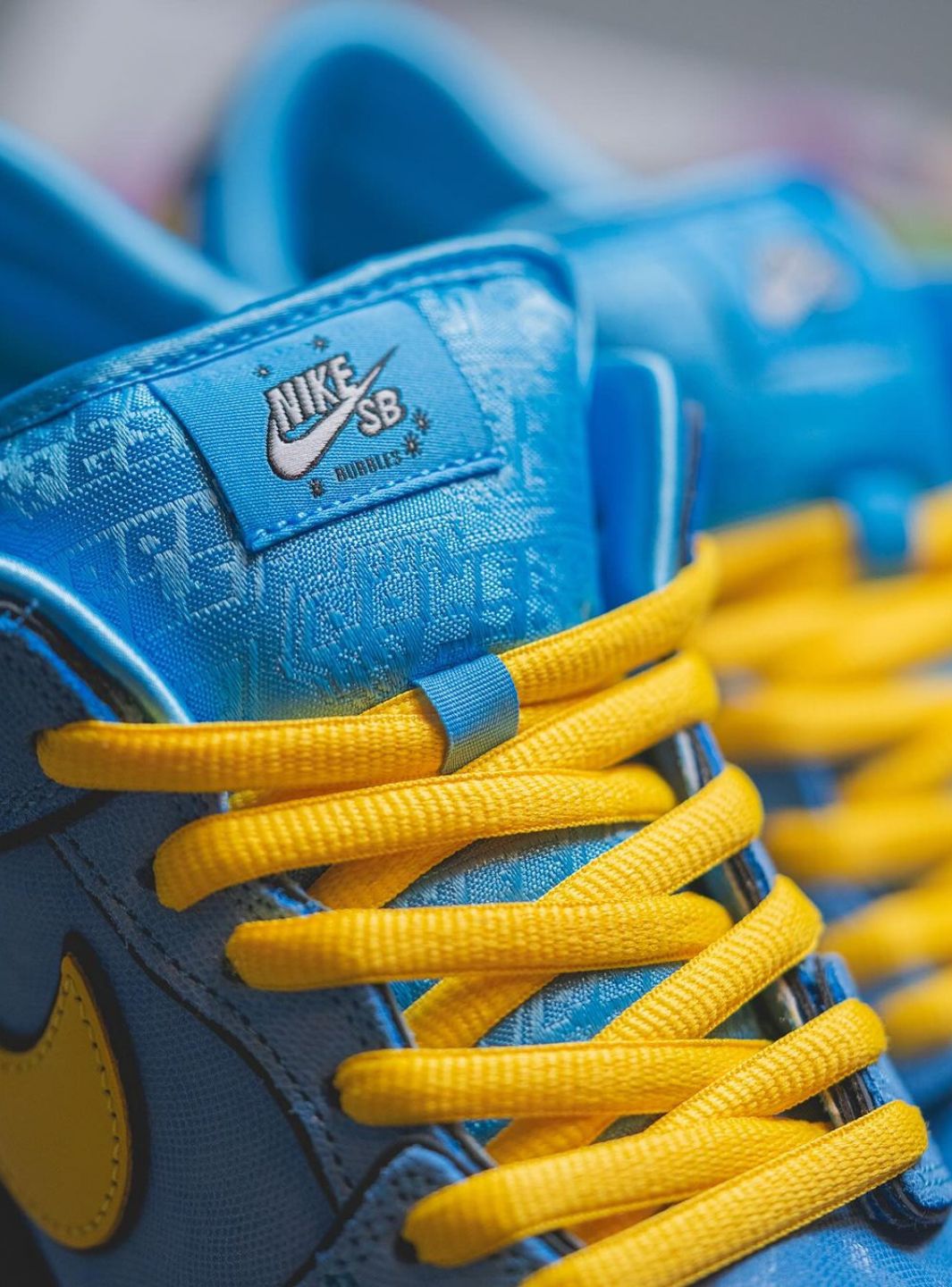 Nike SB Dunk Low The Powerpuff Girls Bubbles FZ8320-400 ResellZone