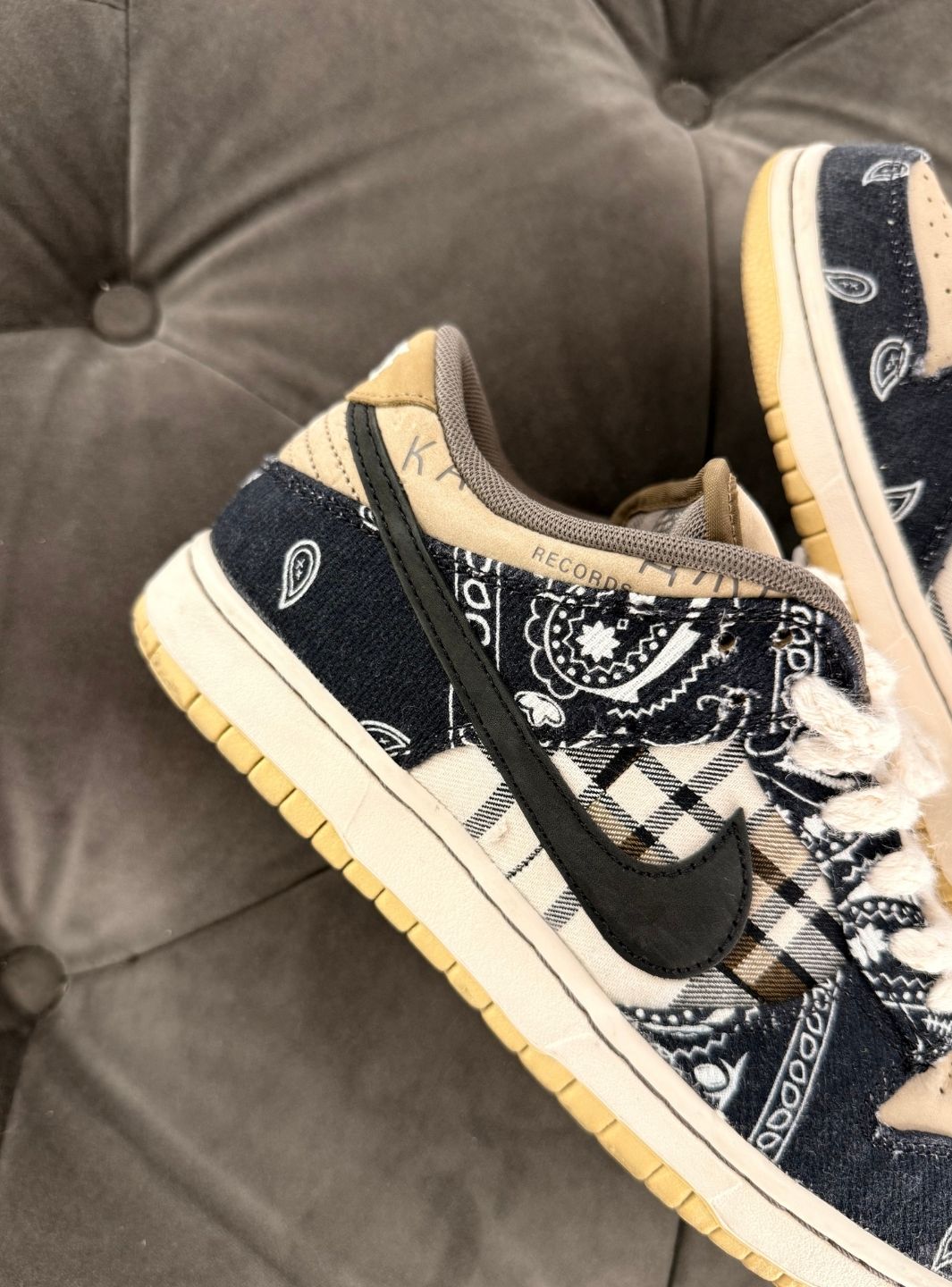 Nike SB Dunk Low Travis Scott - Sneakers Usate | ResellZone