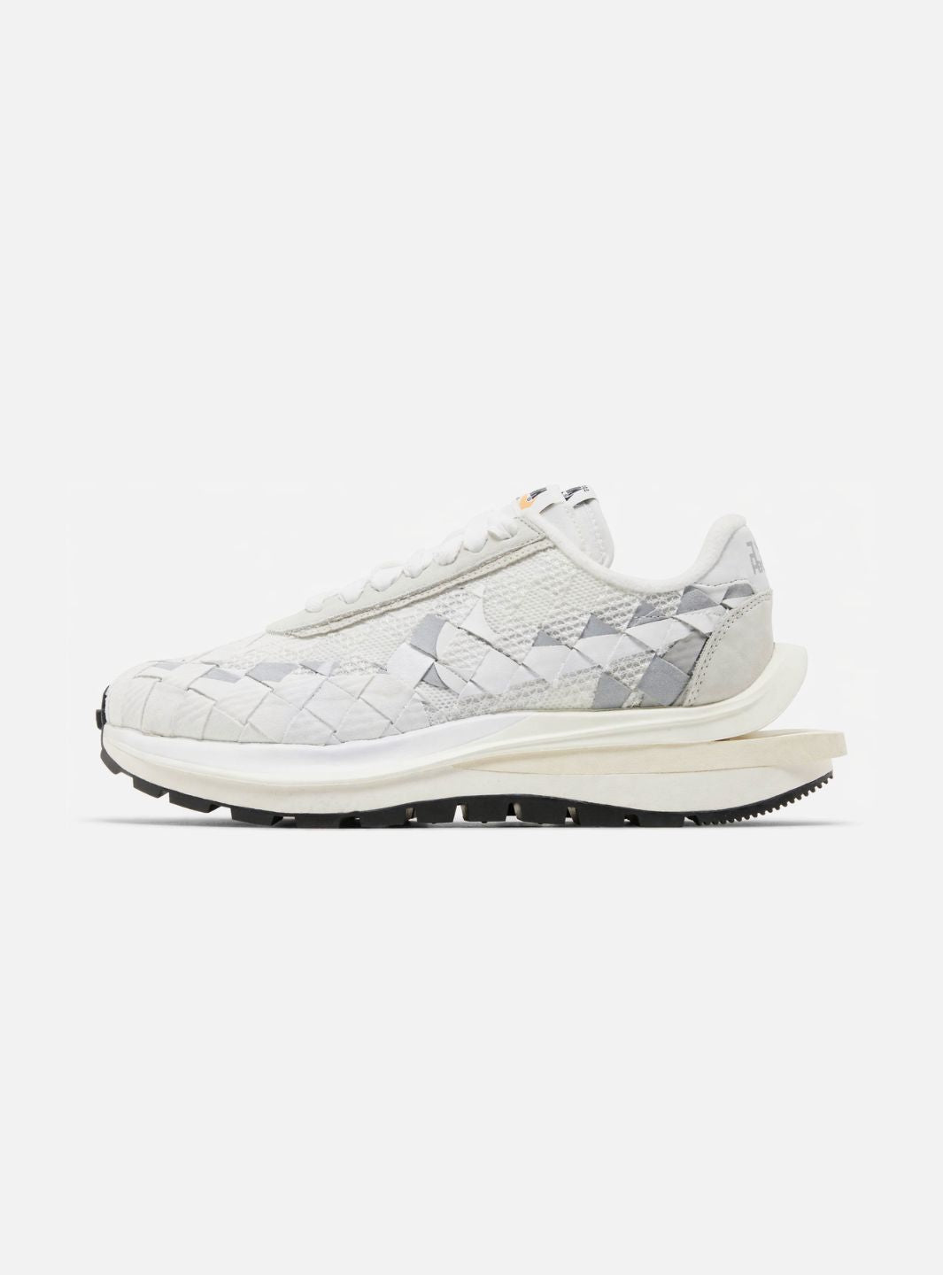 Nike VaporWaffle Woven Sacai Jean Paul Gaultier White - DR5209-100 | ResellZone