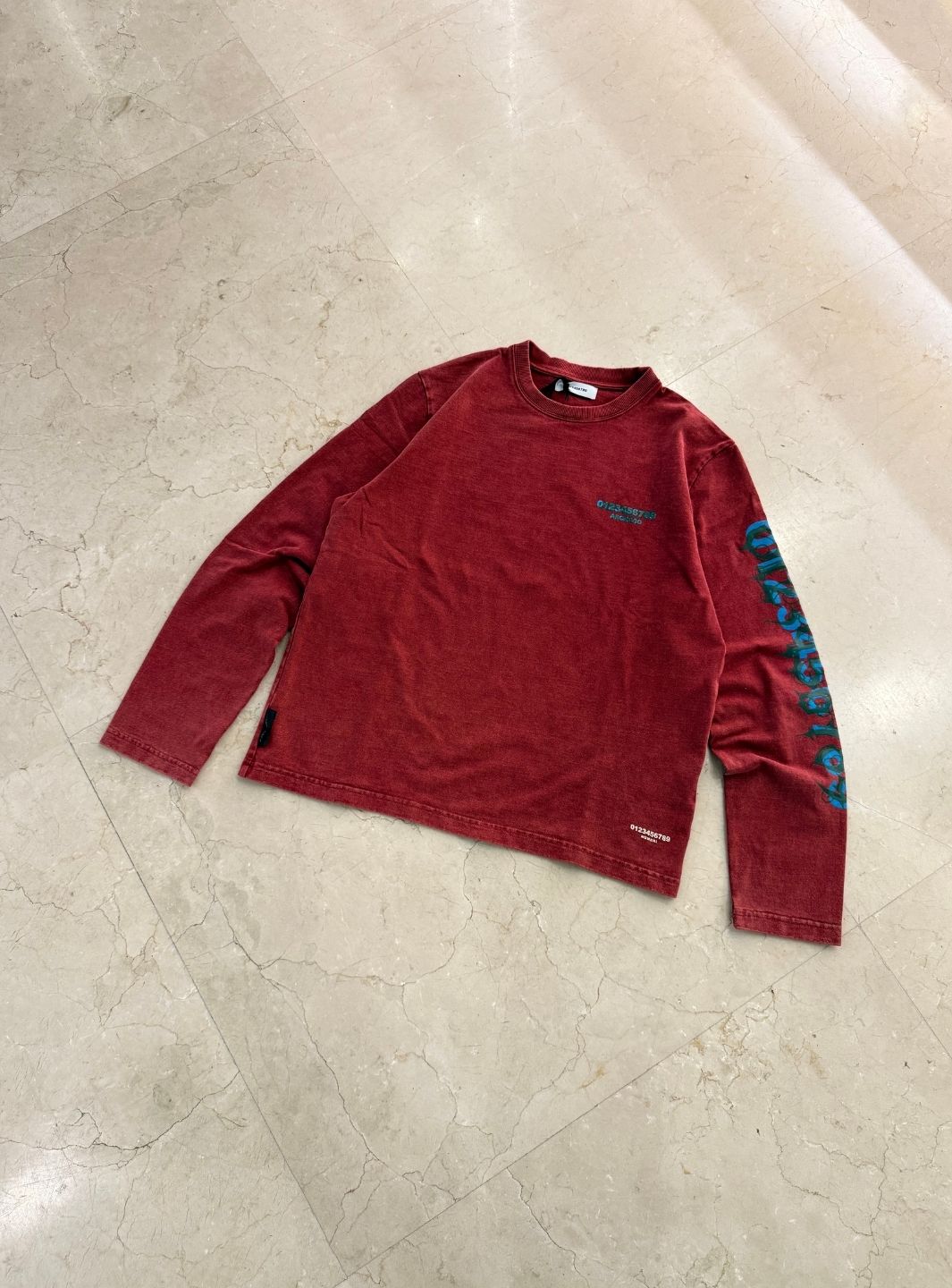 Numeri Archivio Longsleeve Washed Burgundy | ResellZone
