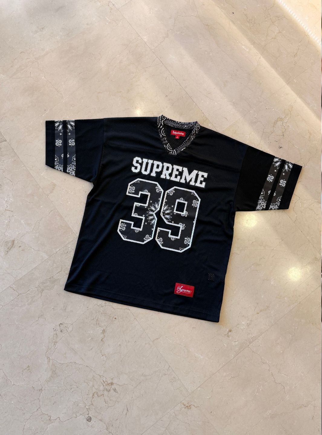 トップス Supreme Bandana Football Jersey black XL Supreme Bandana Football Jersey Black | ResellZone