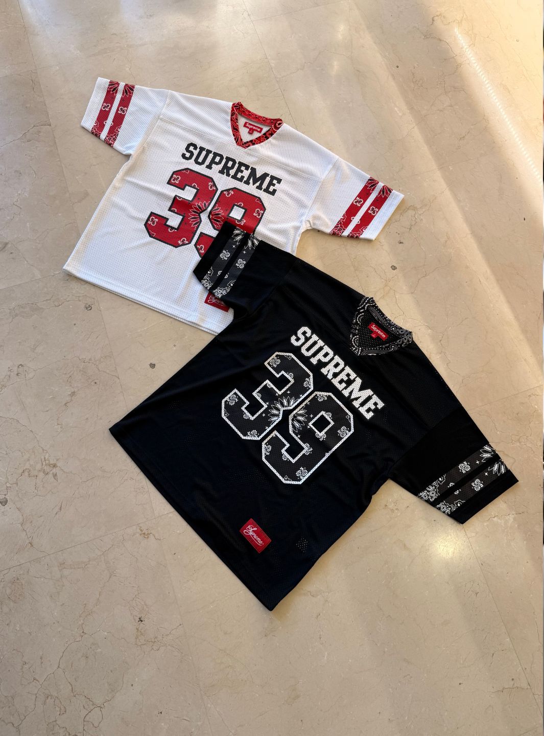Supreme Bandana Football Jersey 黒 Lサイズ Supreme Bandana Football Jersey Black | ResellZone