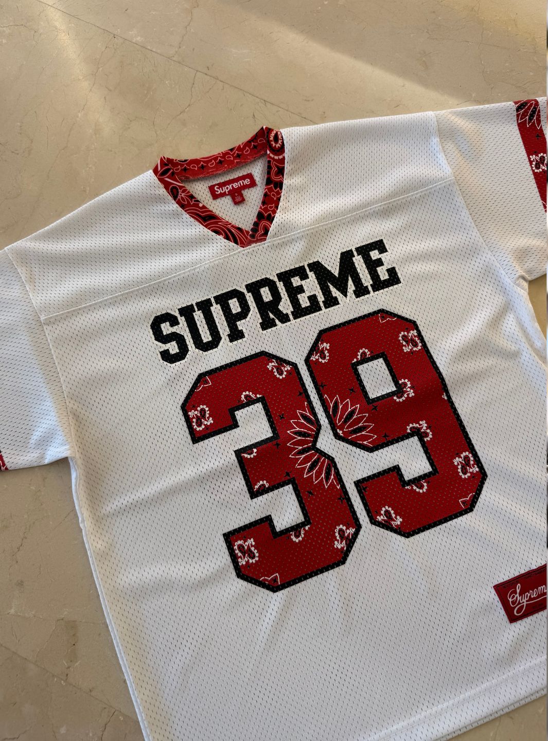 シャツ Supreme Bandana Football Jersey WHITE Supreme Bandana White Football Jersey – WyCo Vintage Broadway