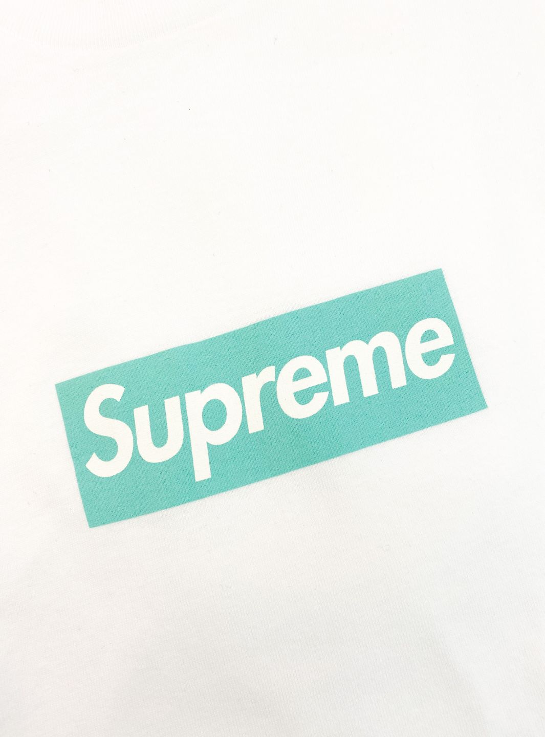 Supreme T-Shirt Tiffany Box Logo