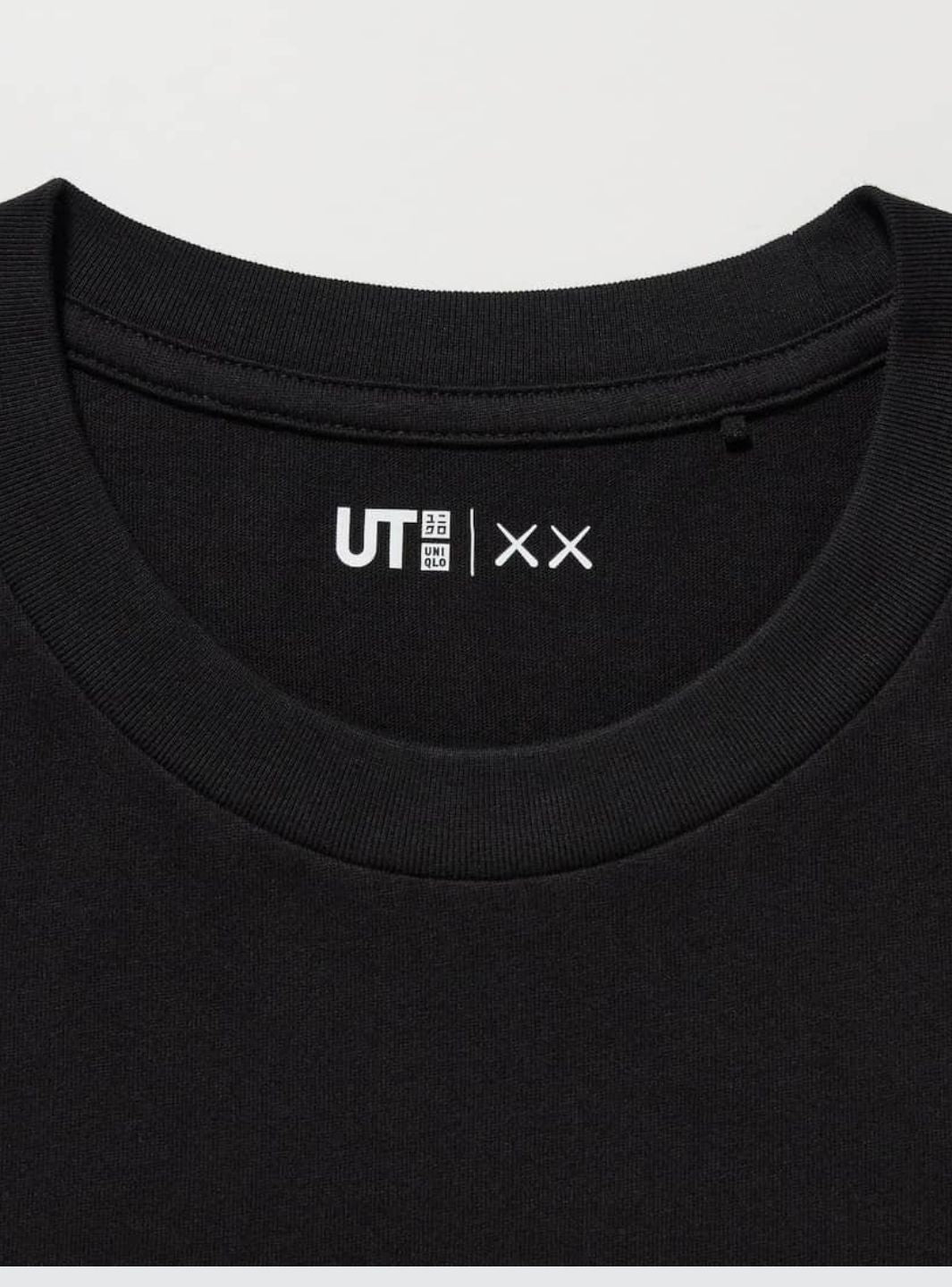 Uniqlo x Kaws T-Shirt Black